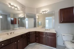 7575 Kirby Dr, Houston, TX 77030 - Photo 18