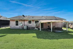 5503 Ricky St, Houston, TX 77033 - Photo 16