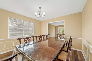 9302 Claridge Dr, Houston, TX 77031 - Photo 12