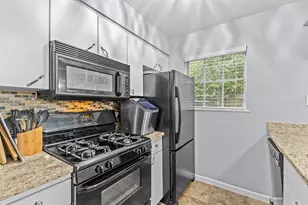 7801 Shoal Creek Blvd, Austin, TX 78757 - Photo 2