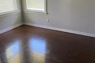 8913 Bace Dr, Houston, TX 77055 - Photo 8