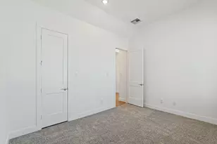 12219 Denham Dr, Mont Belvieu, TX 77423 - Photo 6