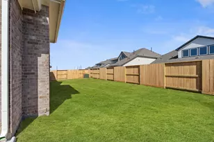 12219 Denham Dr, Mont Belvieu, TX 77423 - Photo 26