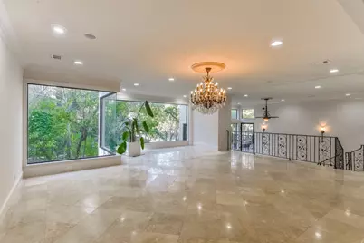 15 W Shady Lane #B, Houston, TX 77063 - Photo 10