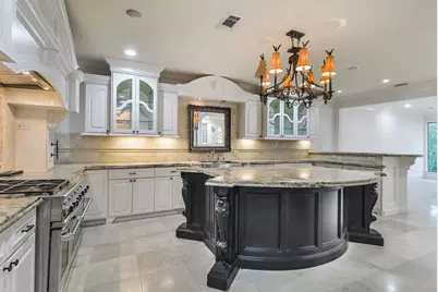 15 W Shady Lane #B, Houston, TX 77063 - Photo 8