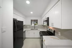 101 Lakeview Terrace, Montgomery, TX 77356 - Photo 4