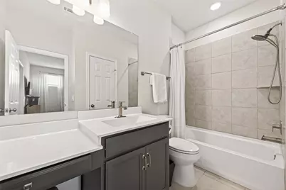 10404 Marston Vineyard Drive, Houston, TX 77025 - Photo 34