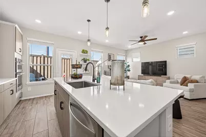 10404 Marston Vineyard Drive, Houston, TX 77025 - Photo 20