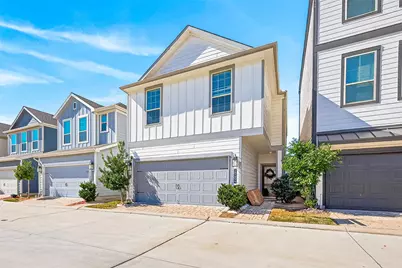 10404 Marston Vineyard Drive, Houston, TX 77025 - Photo 2