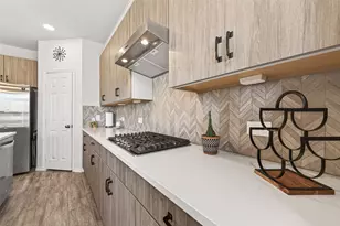 10404 Marston Vineyard Dr, Houston, TX 77025 - Photo 22