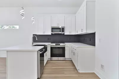 8109 Cabot Street #A/B, Houston, TX 77078 - Photo 12