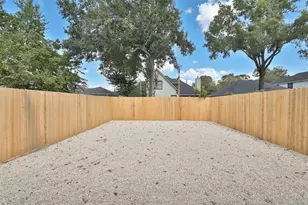 8109 Cabot St, Houston, TX 77078 - Photo 26