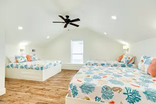 998 Austin Dr, Gilchrist, TX 77617 - Photo 26