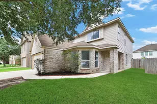 3022 Madison Elm St, Katy, TX 77493 - Photo 2
