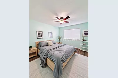 8914 Beau Monde Drive, Houston, TX 77099 - Photo 16