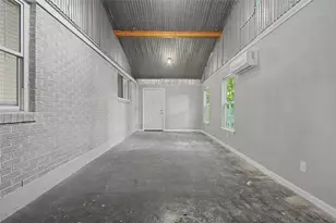 241 S Masonic St, Bellville, TX 77418 - Photo 20