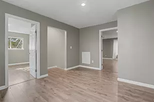 241 S Masonic St, Bellville, TX 77418 - Photo 32