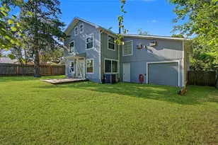 241 S Masonic St, Bellville, TX 77418 - Photo 6