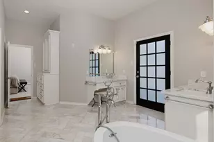 26 N Highland Ct, The Woodlands, TX 77381 - Photo 16