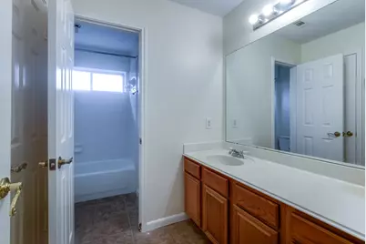 17143 Summer Hollow Drive, Sugar Land, TX 77498 - Photo 28