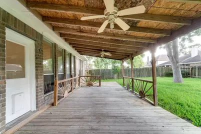 17143 Summer Hollow Drive, Sugar Land, TX 77498 - Photo 30