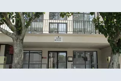 3025 Walnut Bend Lane #21, Houston, TX 77042 - Photo 2