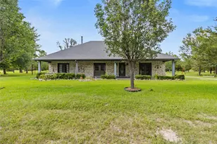 289 William Thomas Rd, Huntsville, TX 77320 - Photo 2