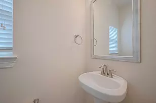 10004 Spring Shadows Park Cir, Houston, TX 77080 - Photo 32