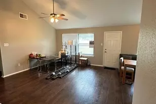10921 Pecan Dr, La Porte, TX 77571 - Photo 6