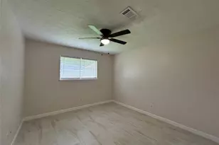 1712 Carol Lee Ln, Conroe, TX 77301 - Photo 10