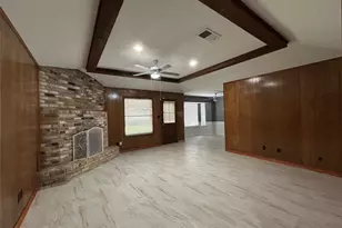 1712 Carol Lee Ln, Conroe, TX 77301 - Photo 2