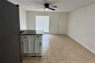 7610 Red Robin Ln, Houston, TX 77075 - Photo 16