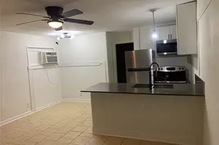 7610 Red Robin Ln, Houston, TX 77075 - Photo 12