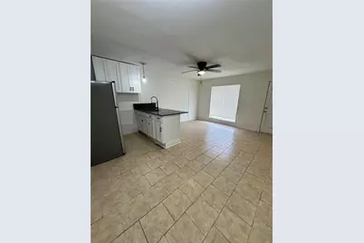 7610 Red Robin Lane, Houston, TX 77075 - Photo 10