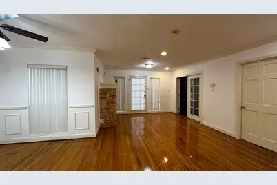 3323 Cloverdale Street, Houston, TX 77025 - Photo 2