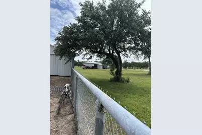 7618 Meiners Road, Ledbetter, TX 78946 - Photo 34