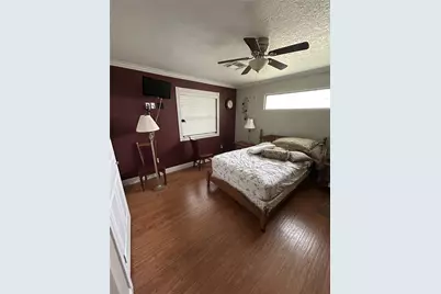 7618 Meiners Road, Ledbetter, TX 78946 - Photo 24