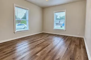 7619 Joplin St, Houston, TX 77087 - Photo 10