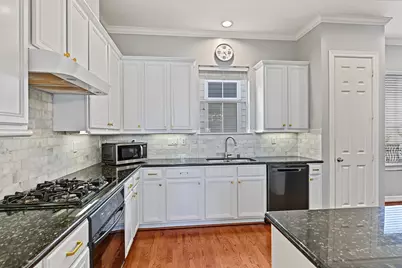 607 Leverkuhn Street, Houston, TX 77007 - Photo 8