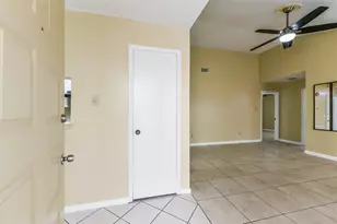 7839 Greenedge Dr, Houston, TX 77040 - Photo 4