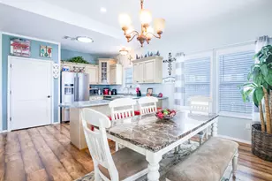 143 Ocean View Dr, Crystal Beach, TX 77650 - Photo 18