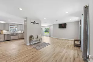 311 Shadow Creek Dr, El Lago, TX 77586 - Photo 6