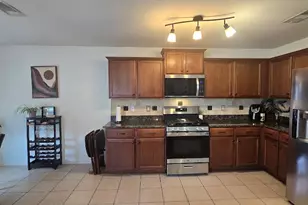 2402 Sunstone Pl Dr, Rosharon, TX 77583 - Photo 10