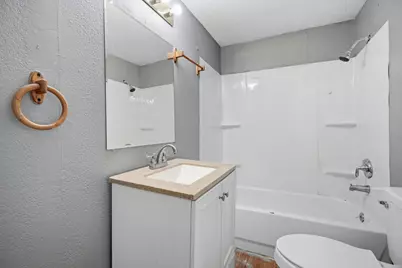 1912 Kansas Street, La Marque, TX 77568 - Photo 12