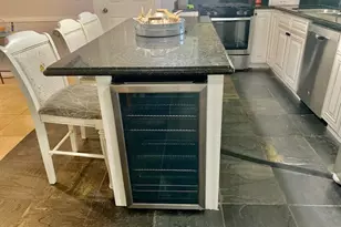 1114 Bayou Cir, Galveston, TX 77551 - Photo 10