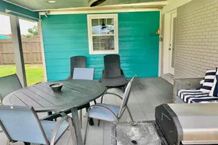 1114 Bayou Cir, Galveston, TX 77551 - Photo 20