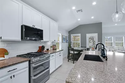 2291 Oak Run Parkway, New Braunfels, TX 78132 - Photo 8