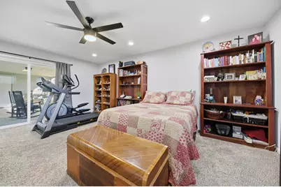 1015 N Fowlkes Street, Sealy, TX 77474 - Photo 8