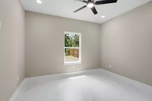 12170 Mustang Ave, Willis, TX 77378 - Photo 18