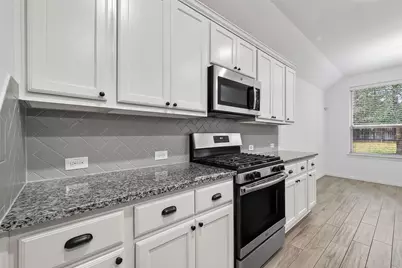 210 Emory Birch Drive, Montgomery, TX 77316 - Photo 32